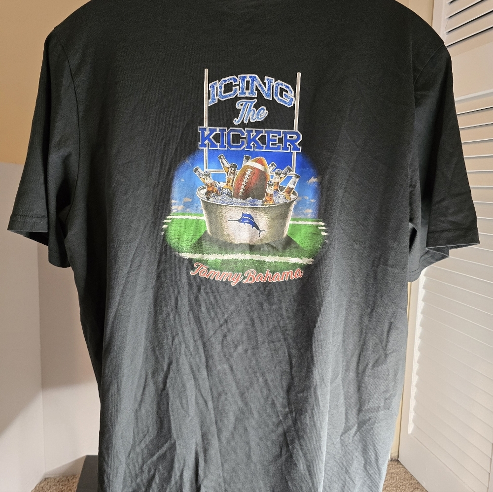 Tommy Bahama Shirt Mens Large Extra Large Short Sleeve Football Beer